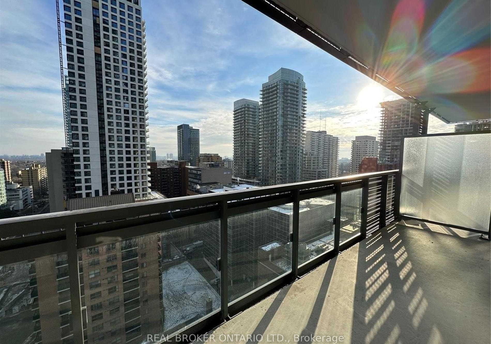 39-roehampton-avenue-toronto-toronto-ontario-c13706332