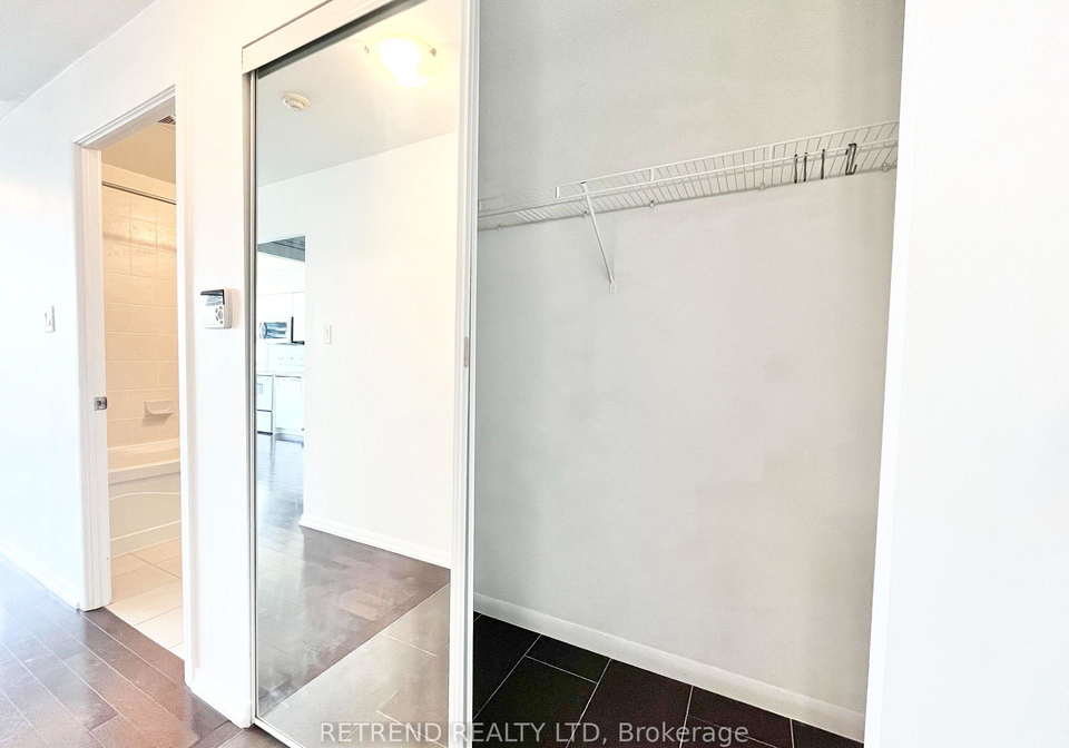 37-grosvenor-street-toronto-toronto-ontario-c13706358