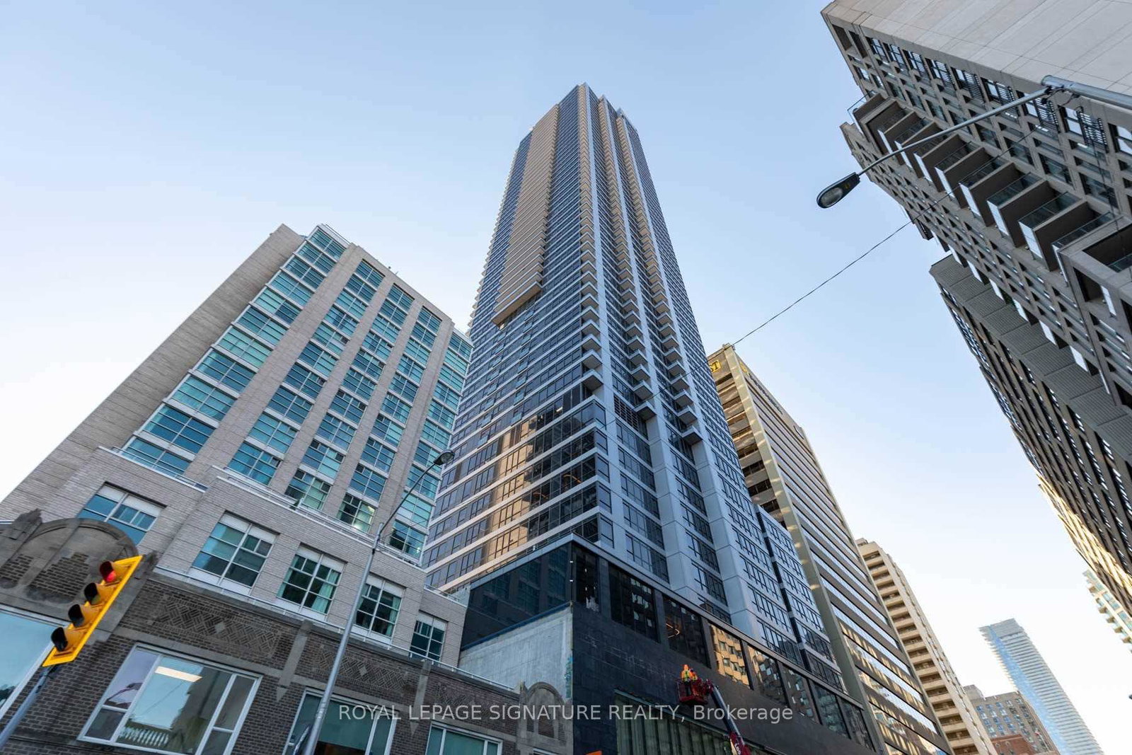 395-bloor-street-e-toronto-toronto-ontario-c13706368