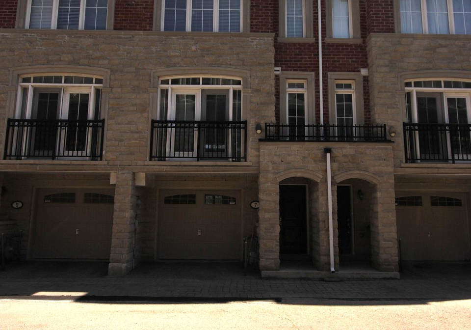 7-slingsby-lane-toronto-north-york-ontario-c13706712