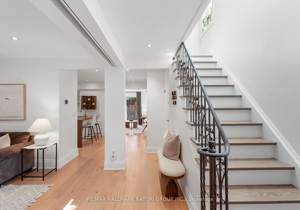 555-castlefield-avenue-toronto-toronto-ontario-c13706888