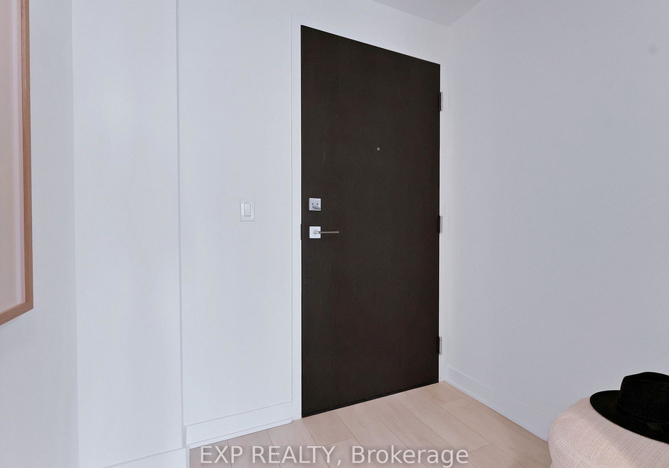2221-yonge-street-toronto-toronto-ontario-c13706908