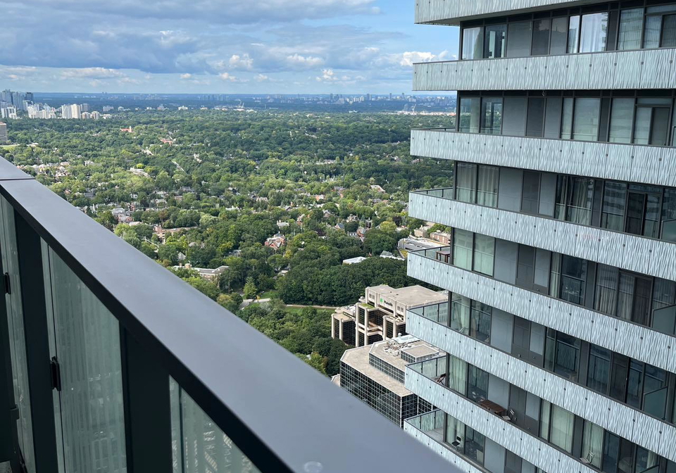 42-charles-street-toronto-toronto-ontario-c13706922
