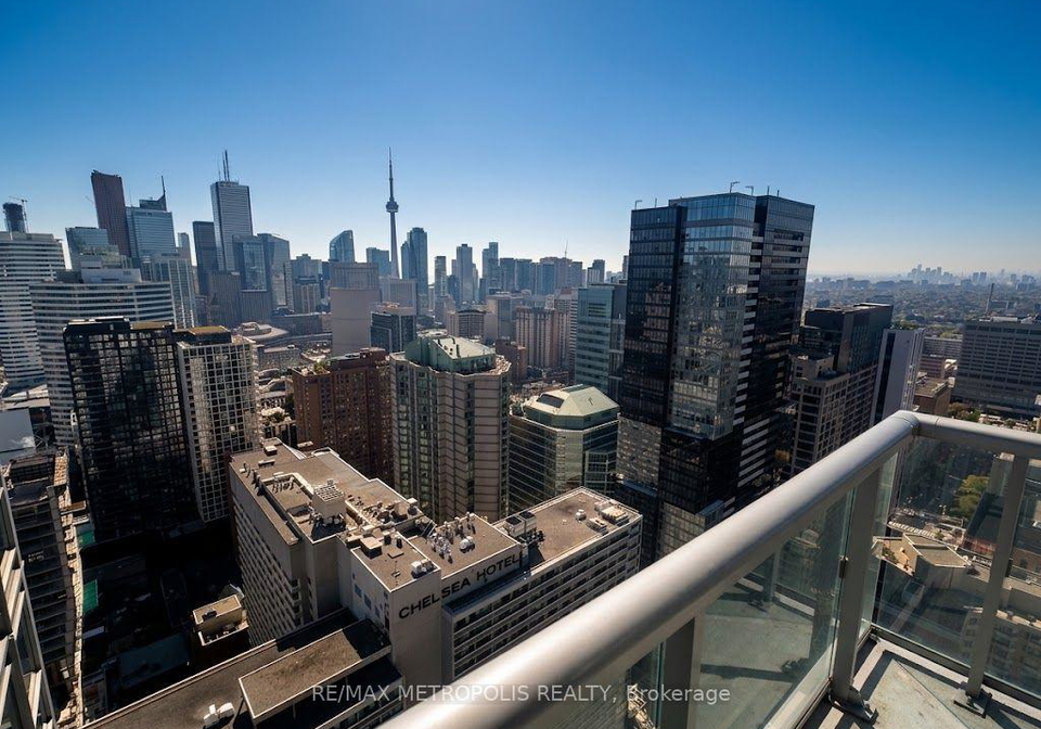 386-yonge-street-toronto-toronto-ontario-c13707112
