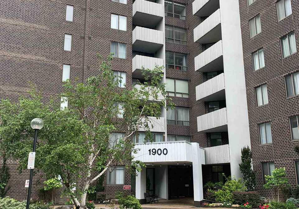 1900-sheppard-avenue-e-toronto-north-york-ontario-c13707138