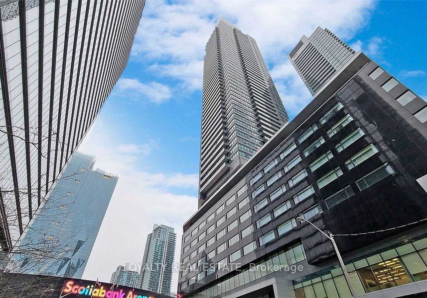 65-bremner-boulevard-toronto-toronto-ontario-c13707266