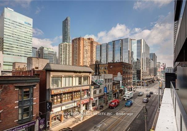 111-elizabeth-street-toronto-toronto-ontario-c13707446