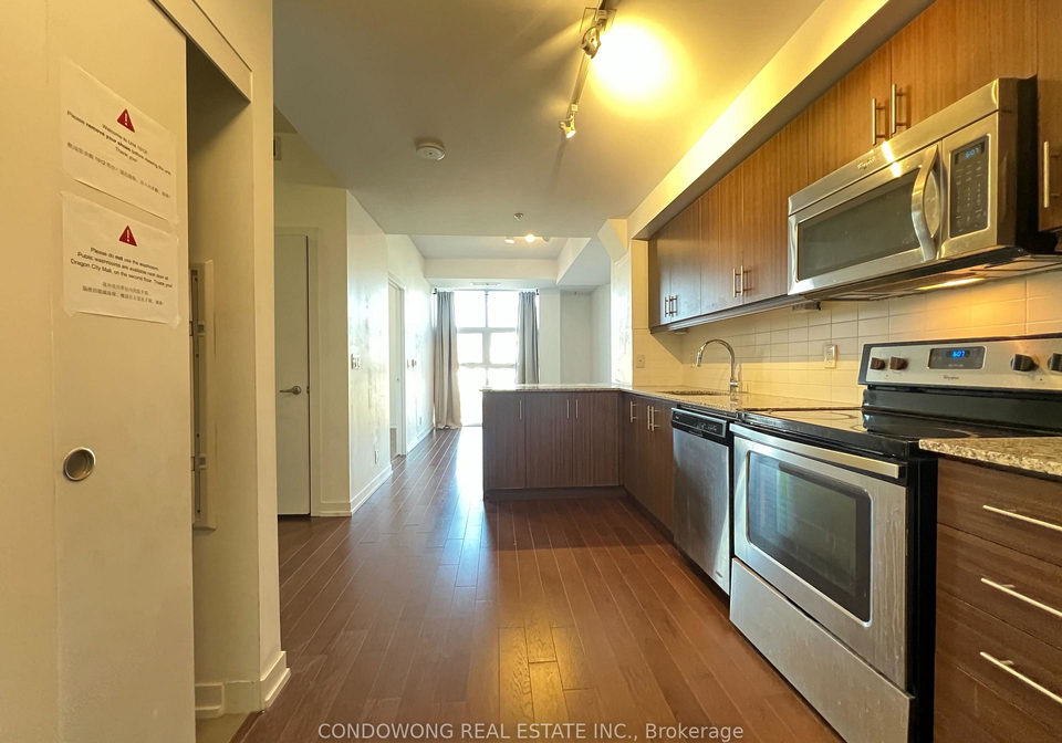 10-willison-square-toronto-toronto-ontario-c13707510
