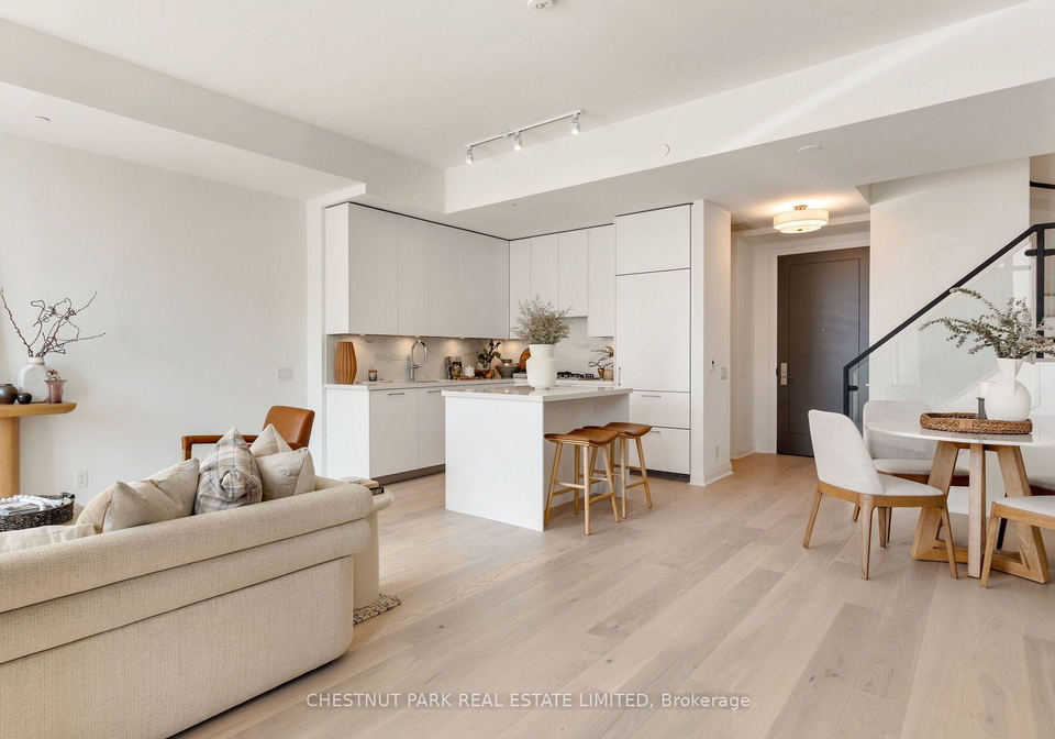 33-frederick-todd-way-toronto-east-york-ontario-c13707794
