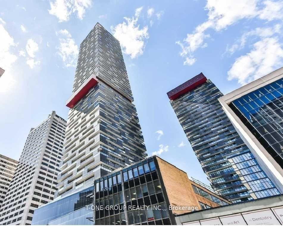 8-eglinton-avenue-e-toronto-toronto-ontario-c13708134