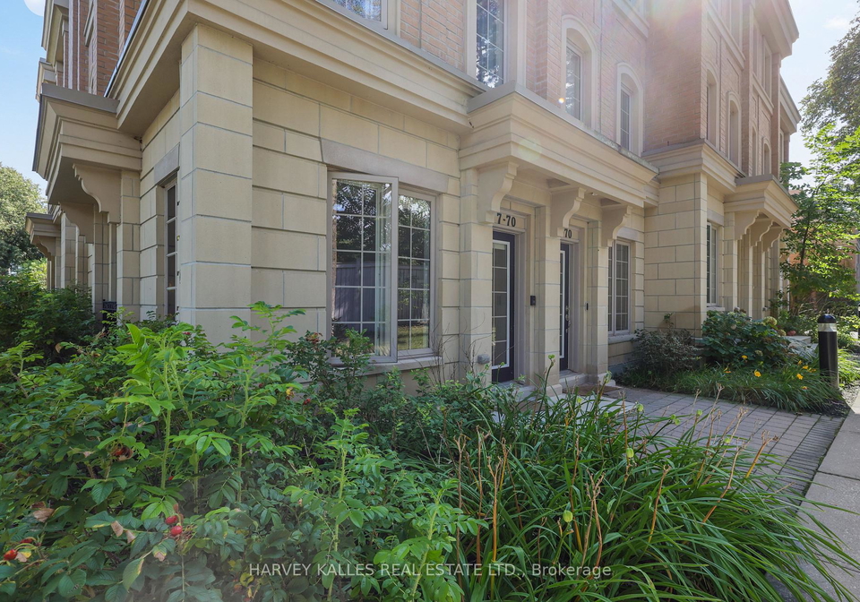 70-hargrave-lane-toronto-north-york-ontario-c13708136