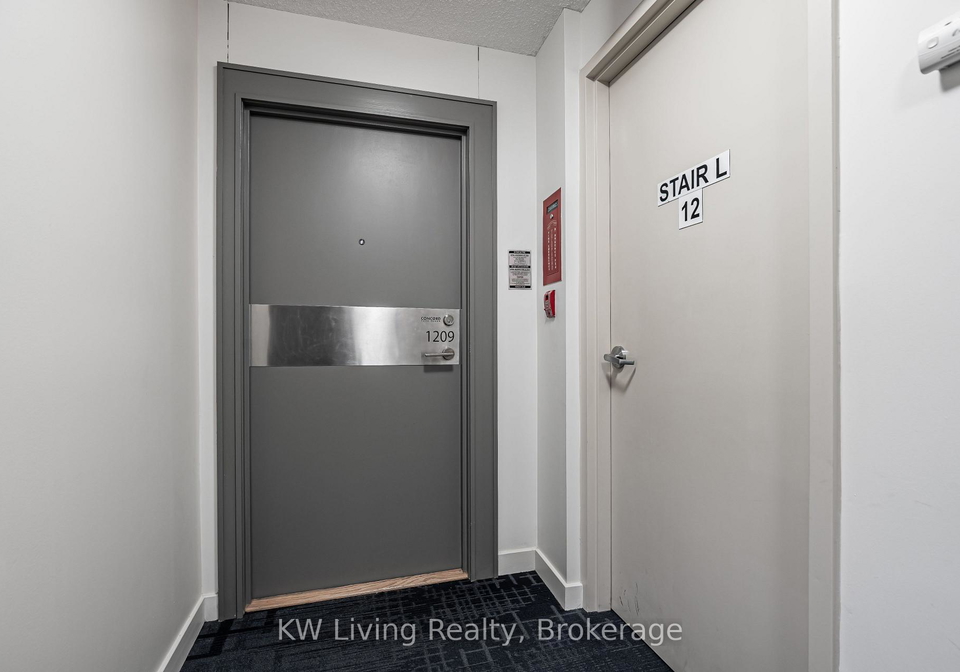 15-singer-court-toronto-north-york-ontario-c13708406