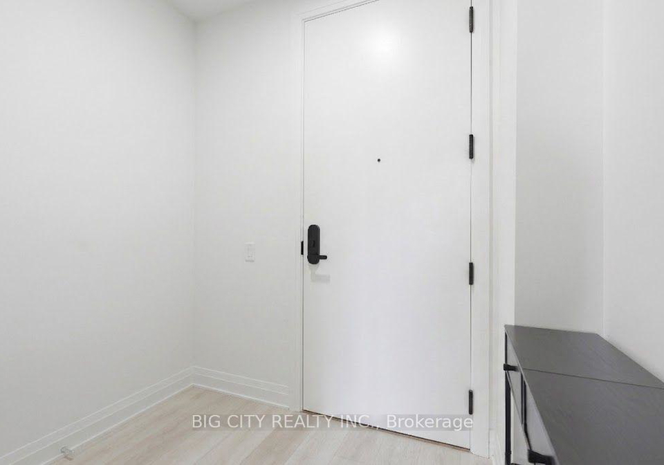 25-frederick-todd-way-toronto-east-york-ontario-c13708412