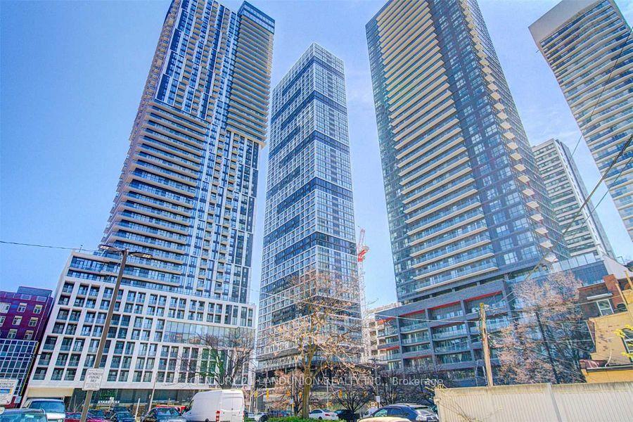 181-dundas-street-e-toronto-toronto-ontario-c13708620