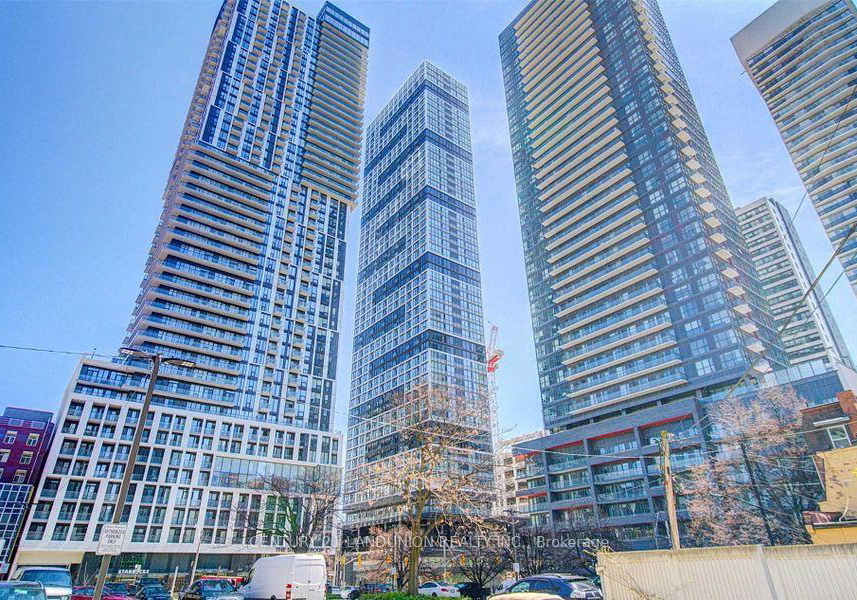 181-dundas-street-e-toronto-toronto-ontario-c13708620