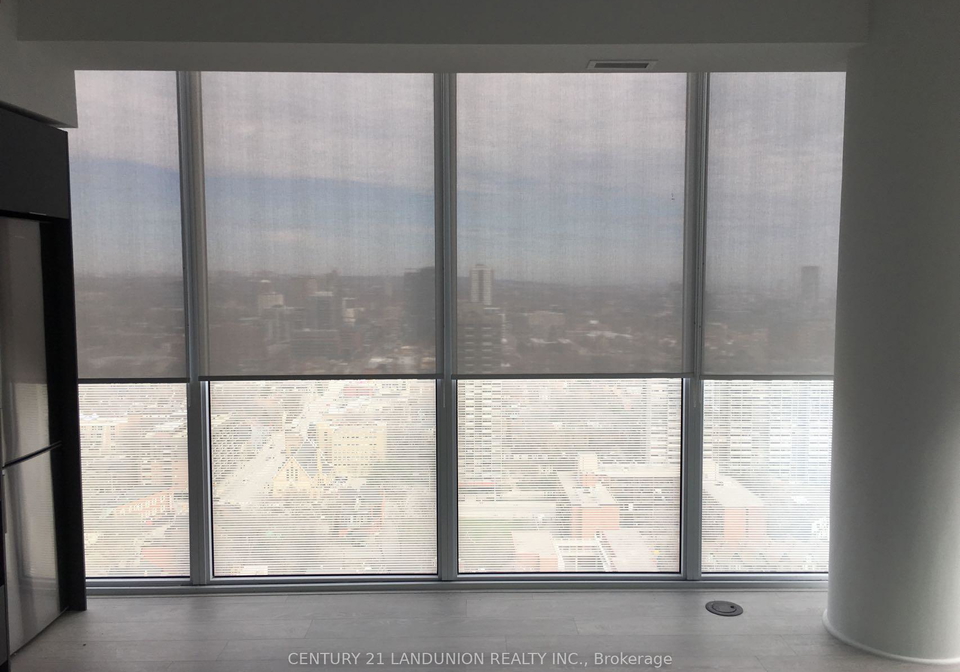 181-dundas-street-e-toronto-toronto-ontario-c13708620