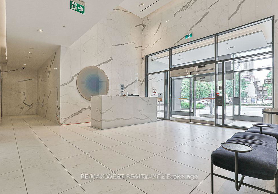 251-jarvis-street-toronto-toronto-ontario-c13708706