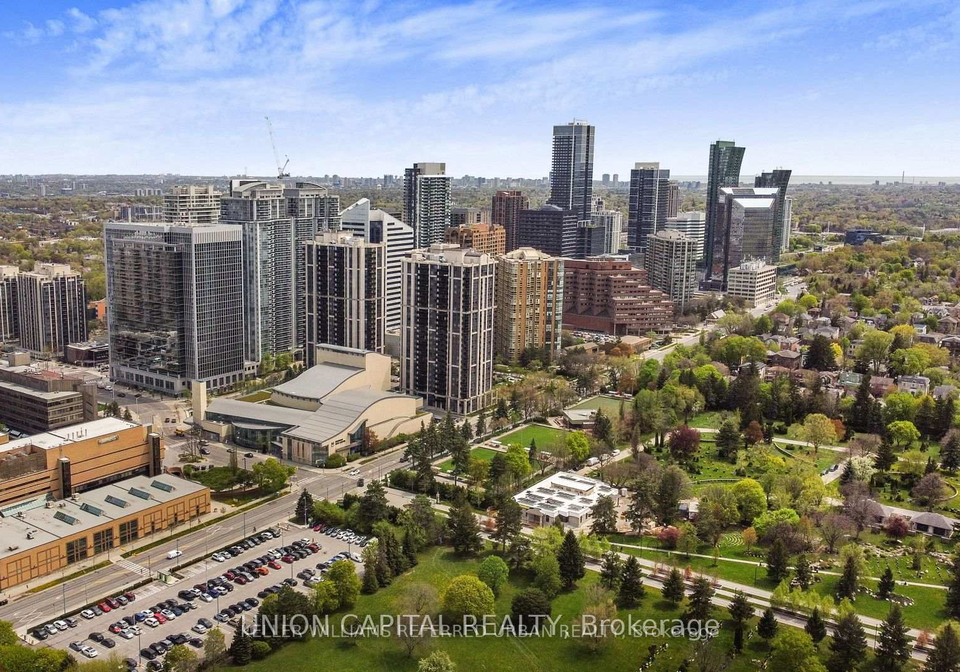 153-beecroft-road-toronto-toronto-ontario-c13708978