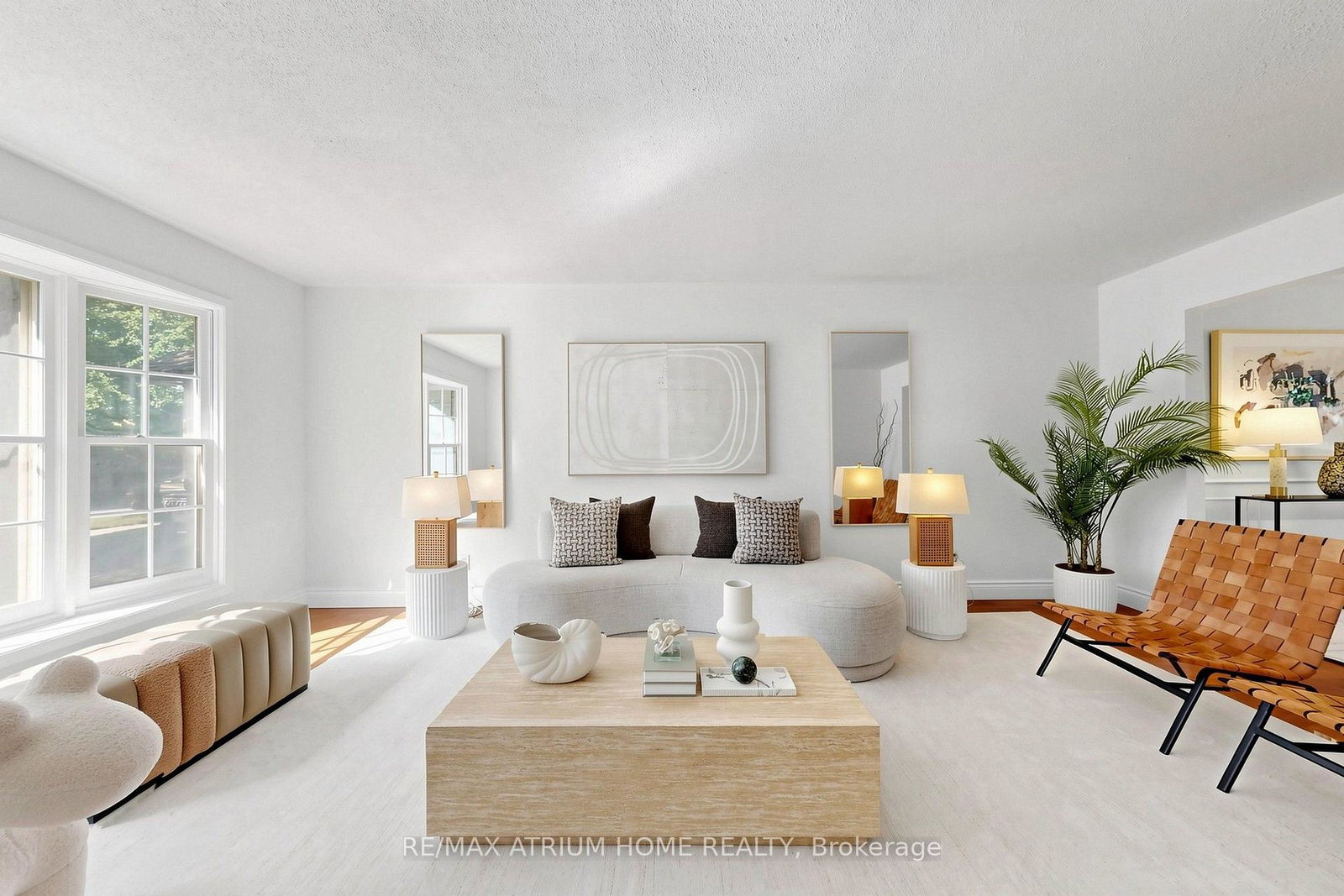 61-hobart-drive-toronto-north-york-ontario-c13709052