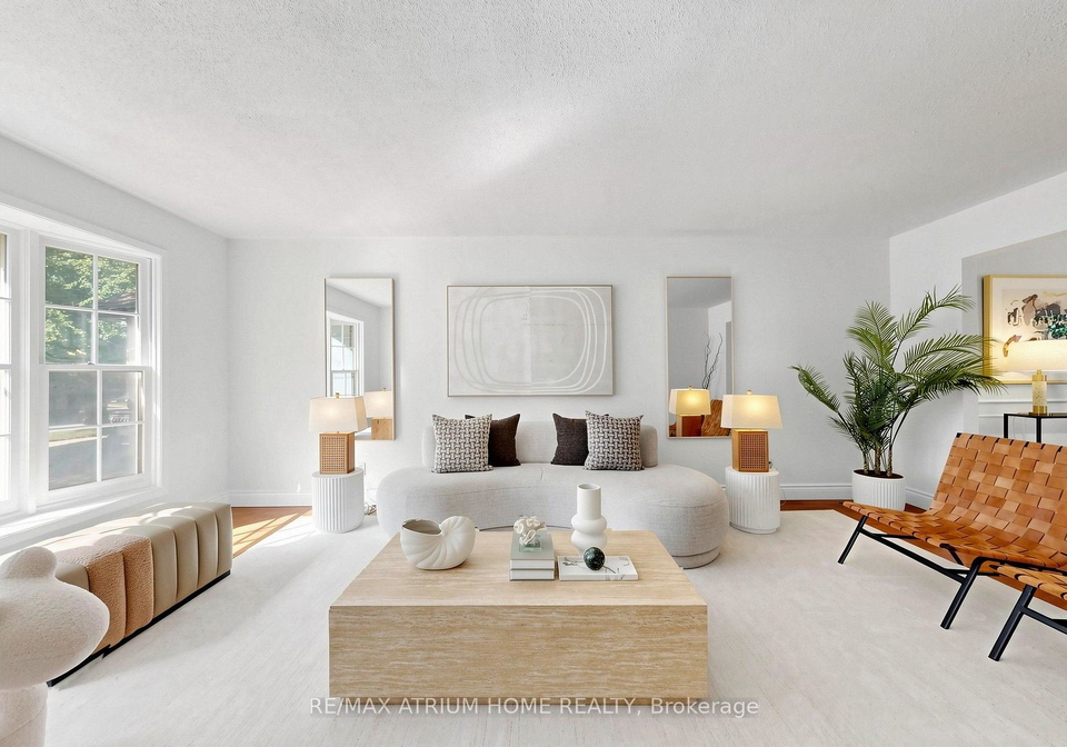 61-hobart-drive-toronto-north-york-ontario-c13709052