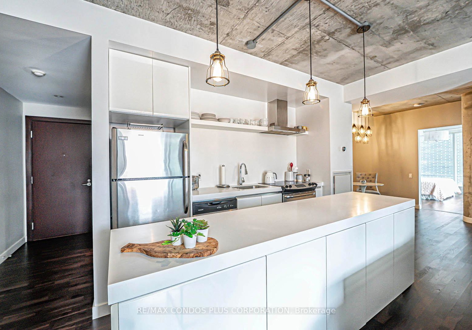 75-portland-street-toronto-toronto-ontario-c13709252