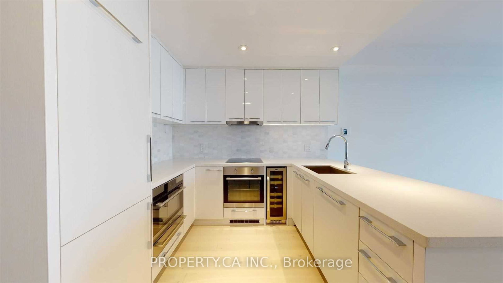 488-university-avenue-toronto-toronto-ontario-c13709778