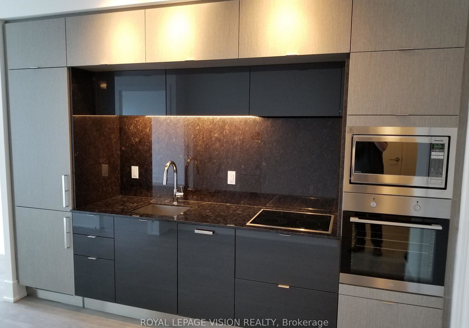 10-york-street-toronto-toronto-ontario-c13709840