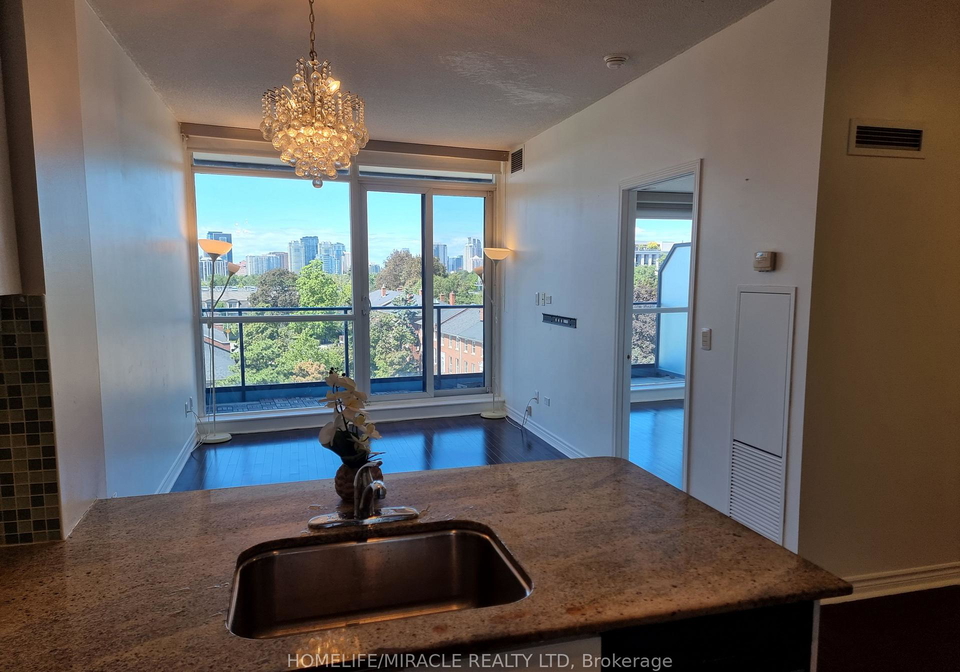 2885-bayview-avenue-toronto-north-york-ontario-c13709910