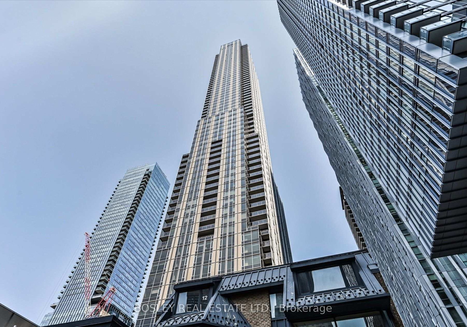11-yorkville-avenue-toronto-toronto-ontario-c13709952