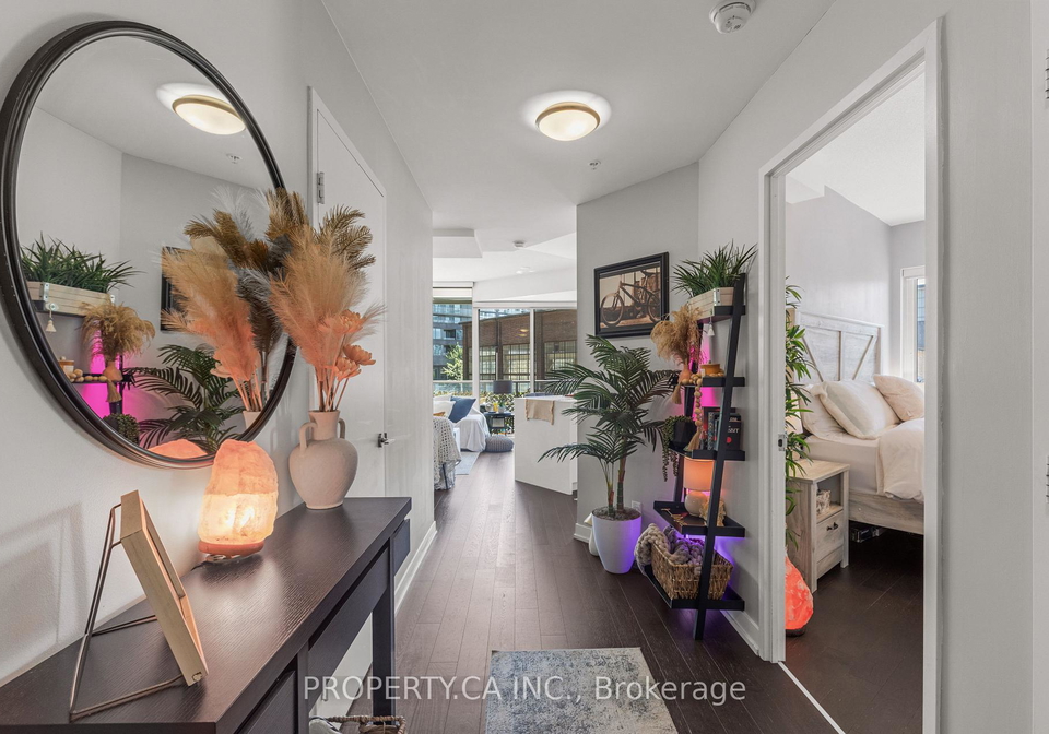 120-bayview-avenue-toronto-toronto-ontario-c13710036
