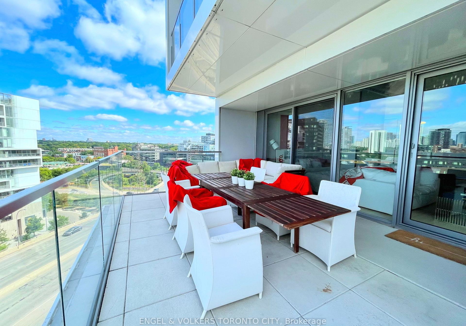 170-bayview-avenue-toronto-toronto-ontario-c13710090