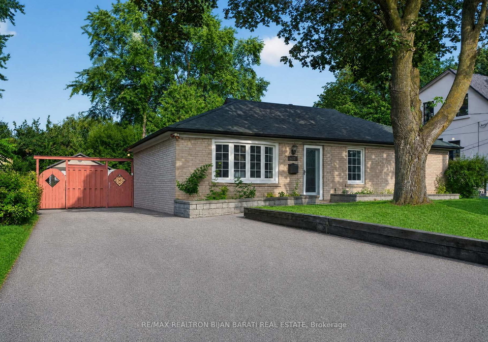 601-conacher-drive-toronto-north-york-ontario-c13710146