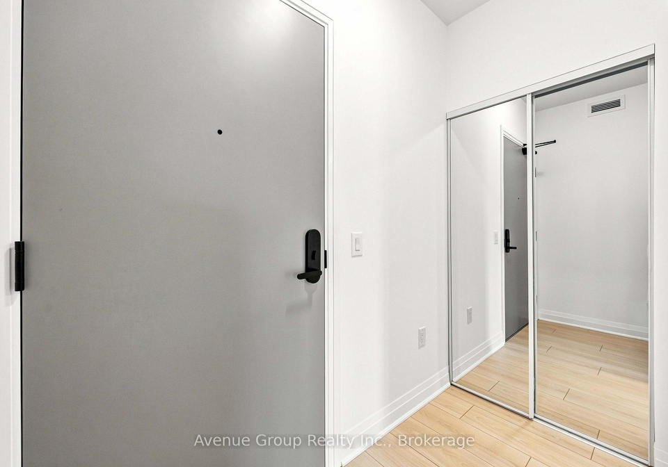 700-sheppard-avenue-w-toronto-toronto-ontario-c13710282