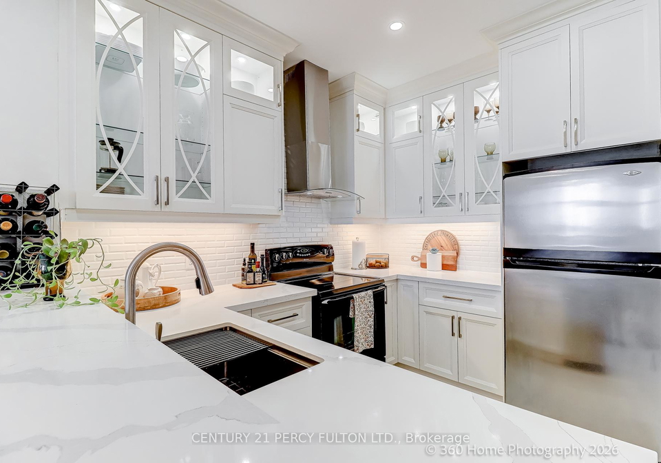 1-leaside-park-drive-toronto-east-york-ontario-c13710310