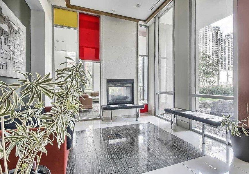 30-canterbury-place-toronto-toronto-ontario-c13710516