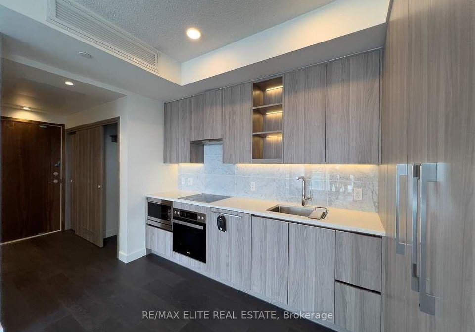 85-mcmahon-drive-toronto-north-york-ontario-c13710578