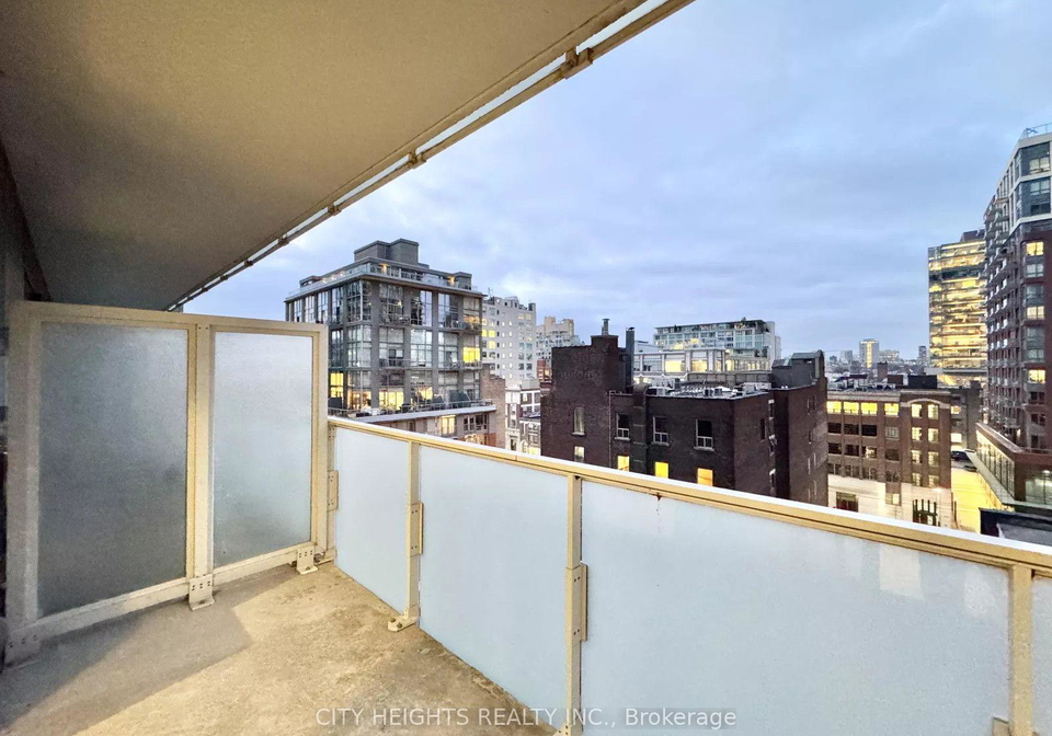 11-charlotte-street-toronto-toronto-ontario-c13710594