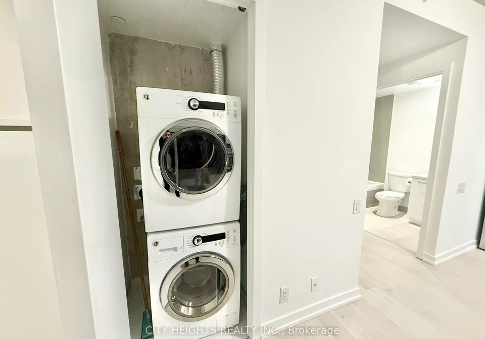 11-charlotte-street-toronto-toronto-ontario-c13710594
