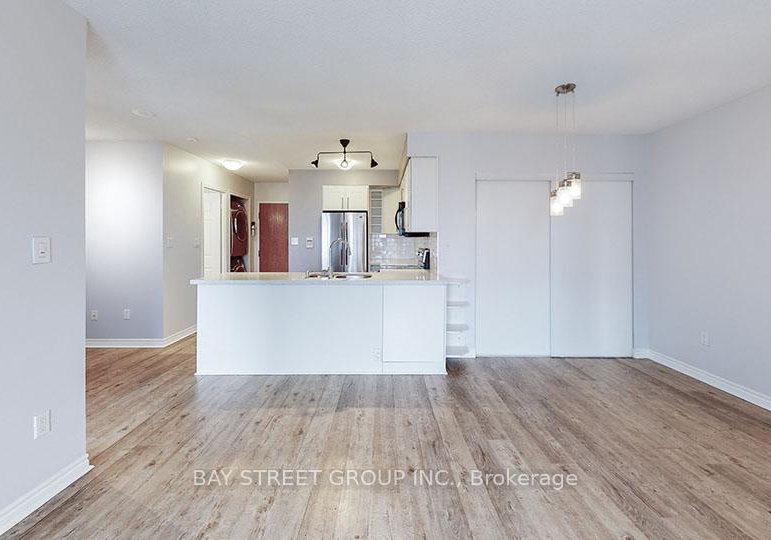 7-lorraine-drive-toronto-toronto-ontario-c13710982