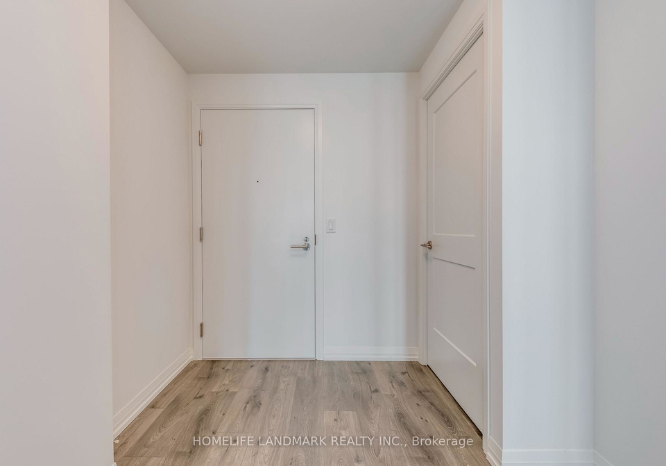 8-widmer-street-toronto-toronto-ontario-c13711008
