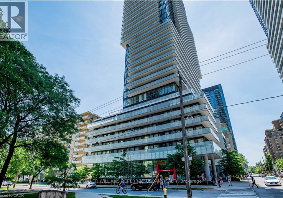 185-roehampton-avenue-toronto-toronto-ontario-c13711022