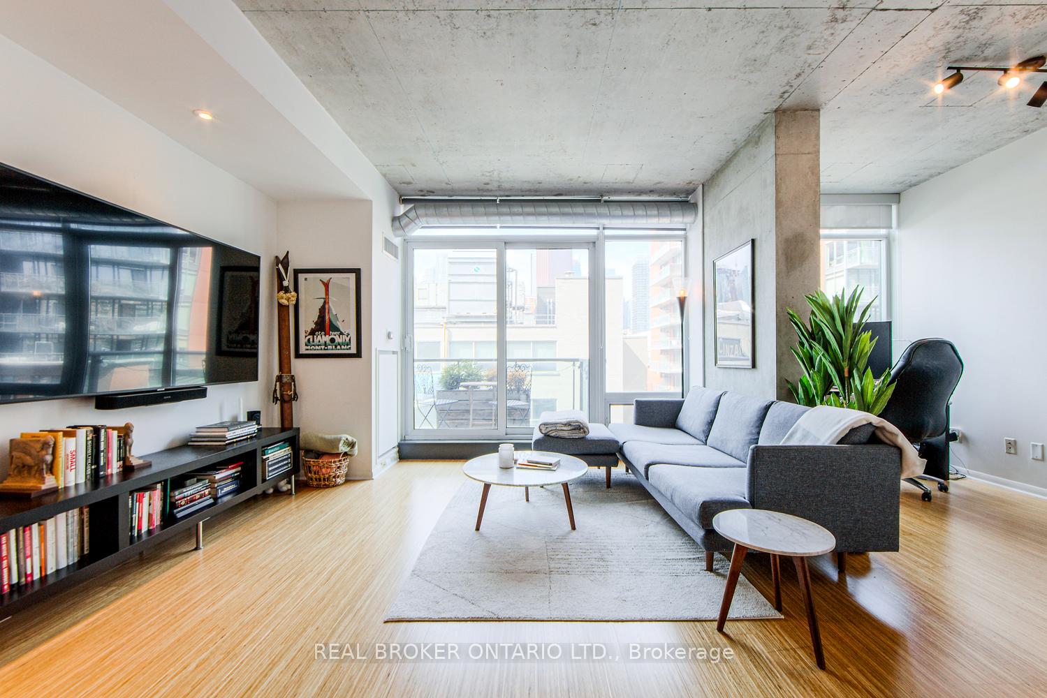 333-adelaide-street-e-toronto-toronto-ontario-c13711090