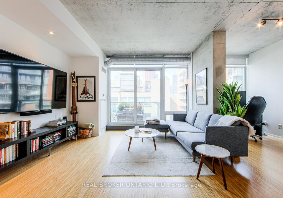 333-adelaide-street-e-toronto-toronto-ontario-c13711090