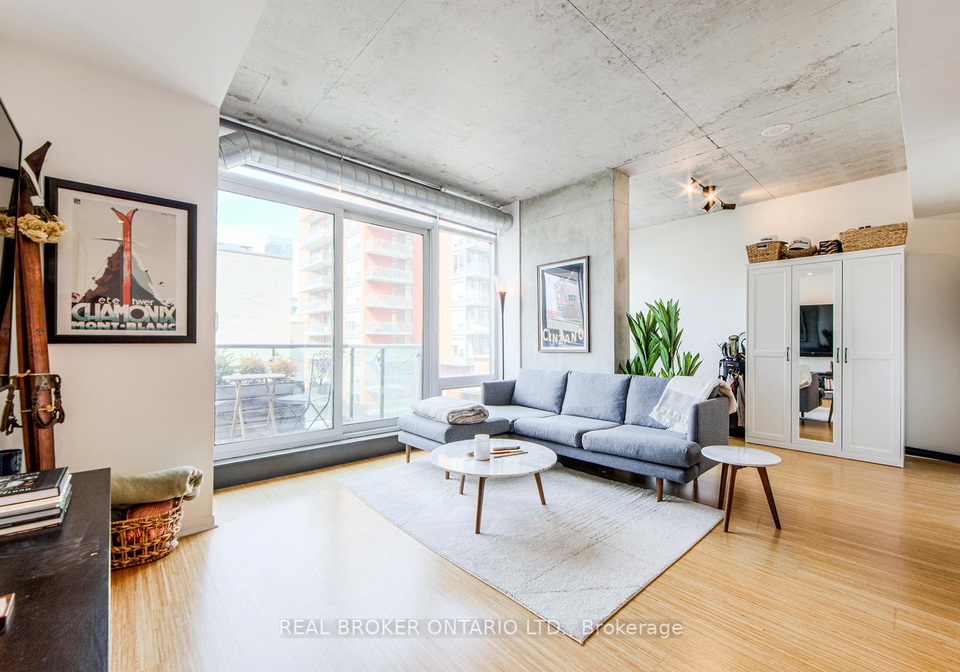 333-adelaide-street-e-toronto-toronto-ontario-c13711090