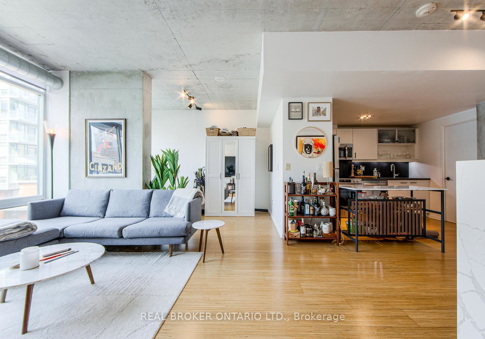 333-adelaide-street-e-toronto-toronto-ontario-c13711090