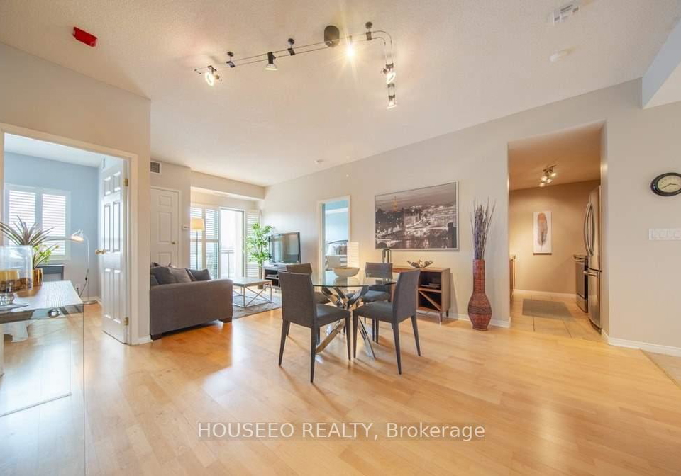 778-sheppard-avenue-w-toronto-toronto-ontario-c13711220