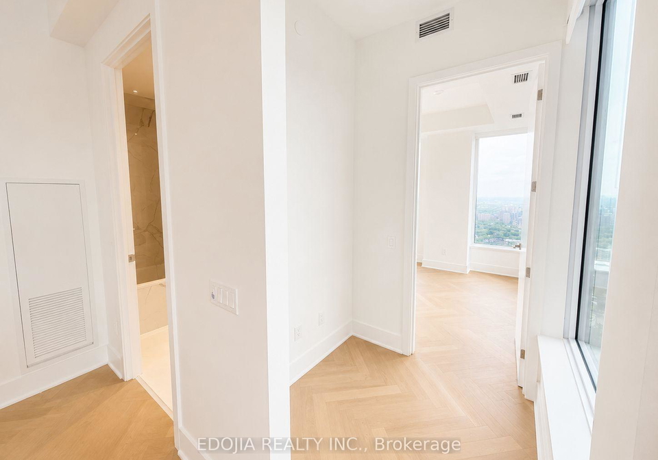 11-yorkville-avenue-toronto-toronto-ontario-c13711306