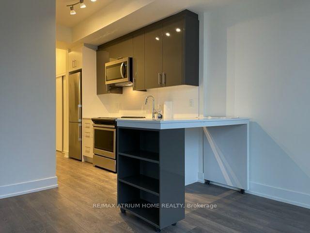 180-fairview-mall-drive-toronto-north-york-ontario-c13711678