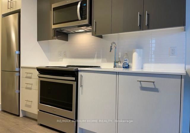 180-fairview-mall-drive-toronto-north-york-ontario-c13711678