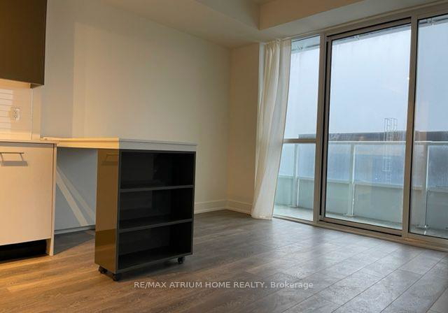 180-fairview-mall-drive-toronto-north-york-ontario-c13711678